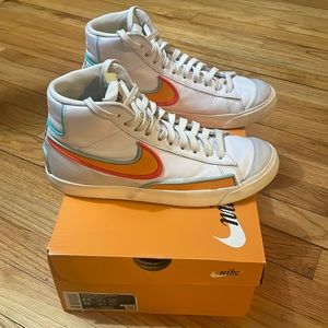 Nike Blazer Mid ‘77 Infinite White Kumquat Aurora Green W8.5 M10